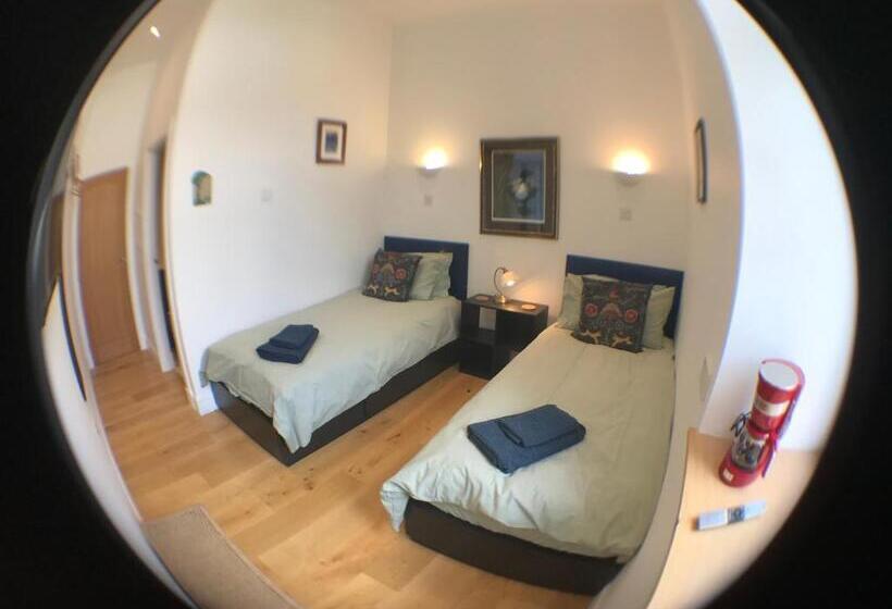 مبيت وإفطار The Old School, Kingussie