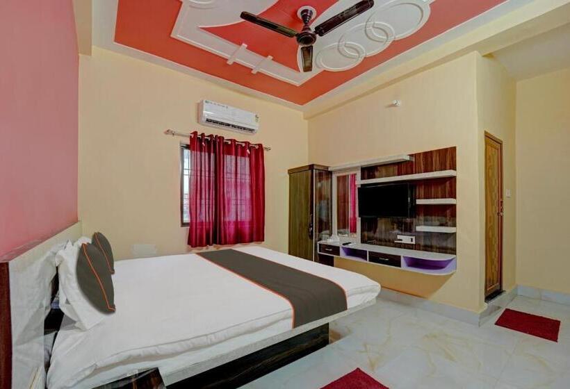 Super Collection O Siddhi Vinayak Hotel & Banquets