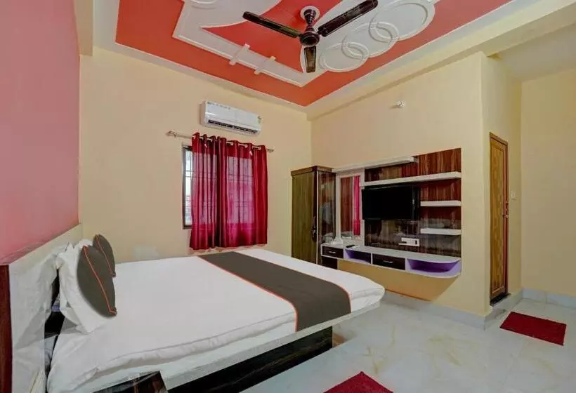 Super Collection O Siddhi Vinayak Hotel & Banquets