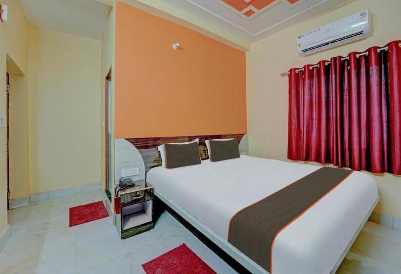 Super Collection O Siddhi Vinayak Hotel & Banquets