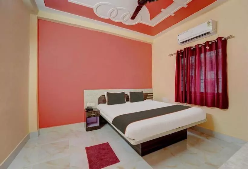 Super Collection O Siddhi Vinayak Hotel & Banquets