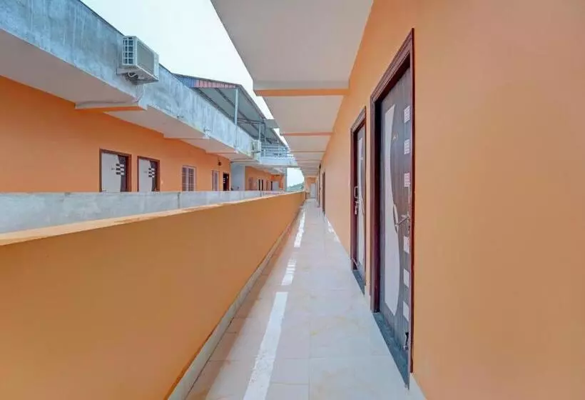 Super Collection O Siddhi Vinayak Hotel & Banquets