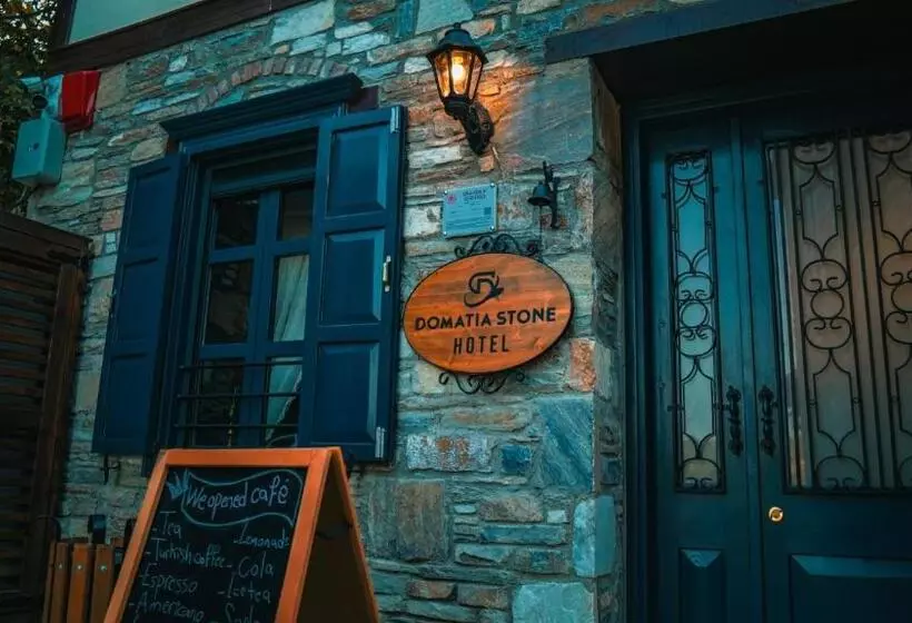 Hotelli Domatia Stone