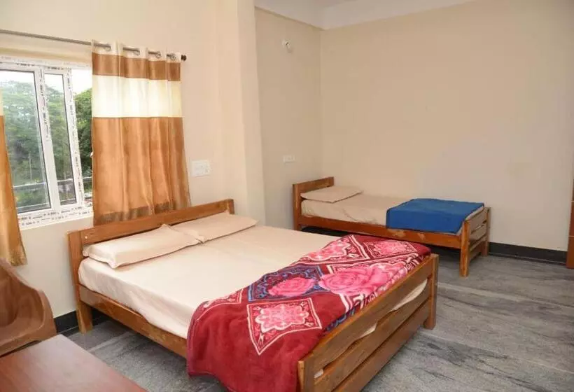 ホテル Mylaar Comforts