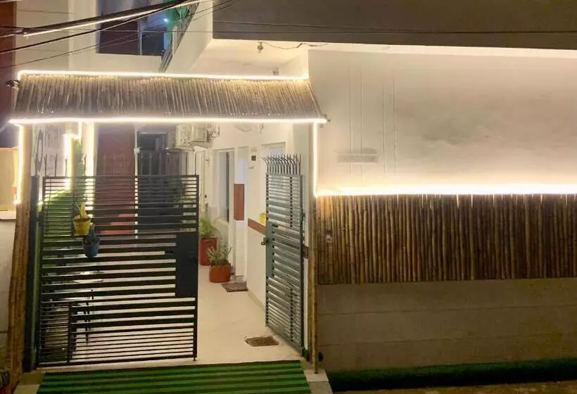 ホテル Patiala Inn