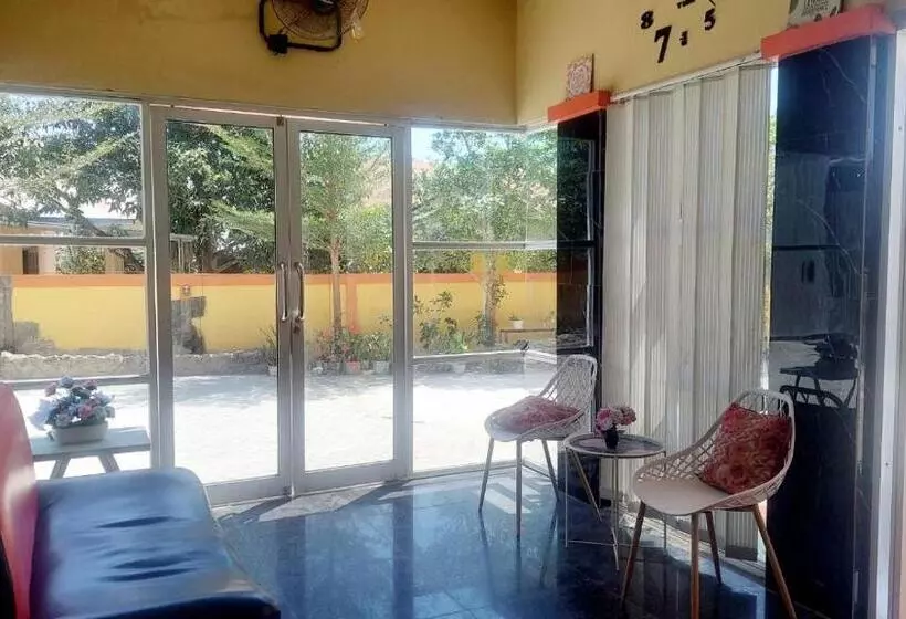 ホテル Sasando Residence Kupang