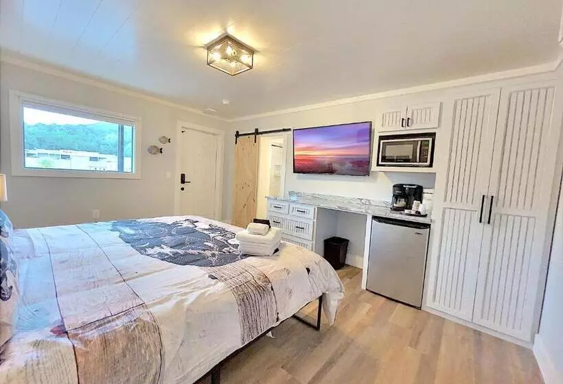 Motelli Retreat On The Lake