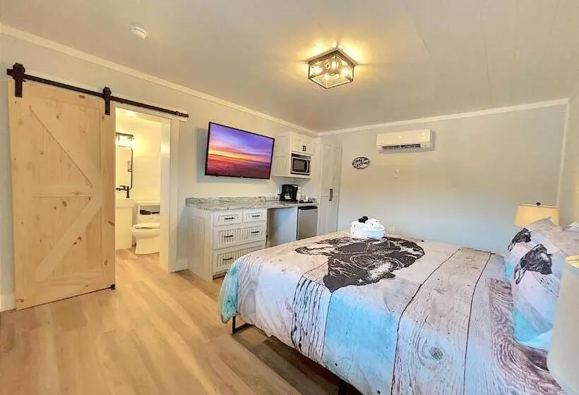 Motelli Retreat On The Lake