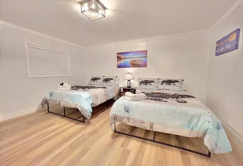 Motelli Retreat On The Lake