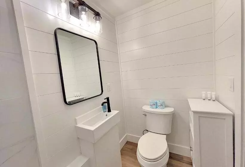 Motelli Retreat On The Lake