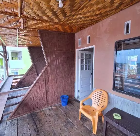 Majatalo Ron S Guest House Berastagi Backpacker Rooms