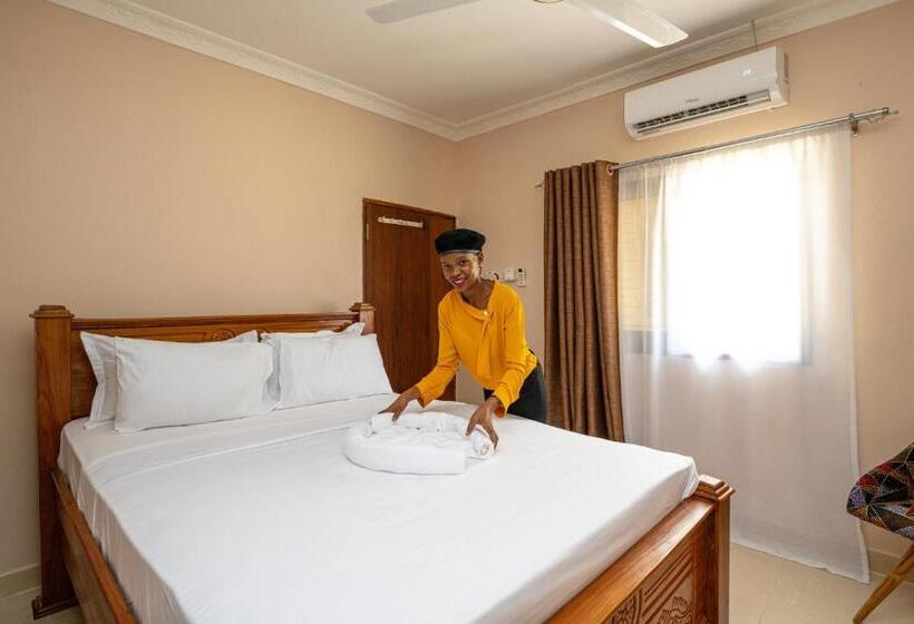 ペンション Shivo Guest House