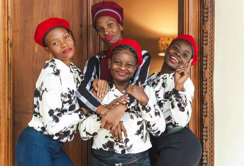 ペンション Shivo Guest House