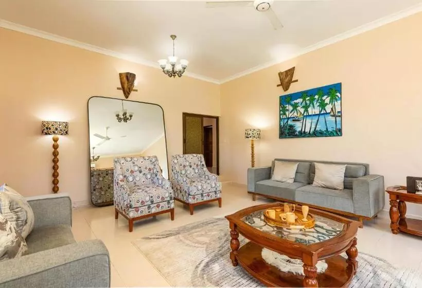 ペンション Shivo Guest House