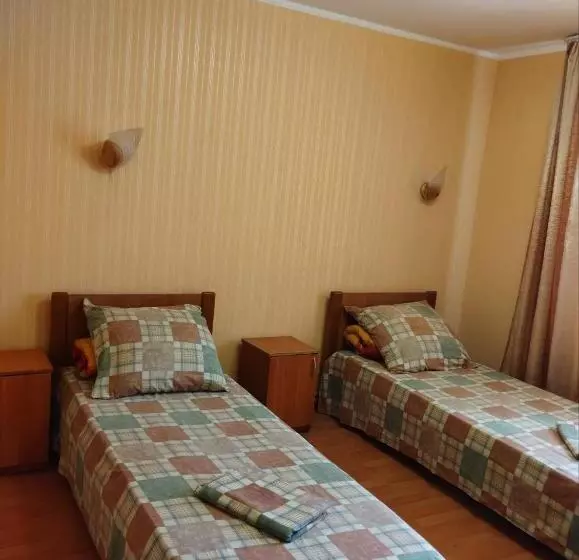 Retkeilymaja готель стефанія