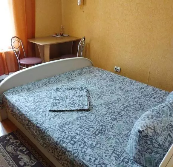 Retkeilymaja готель стефанія