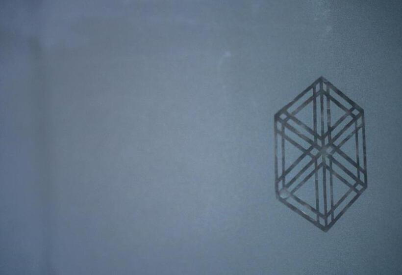 הוסטל ゲストハウス麓〼 Rokumasu