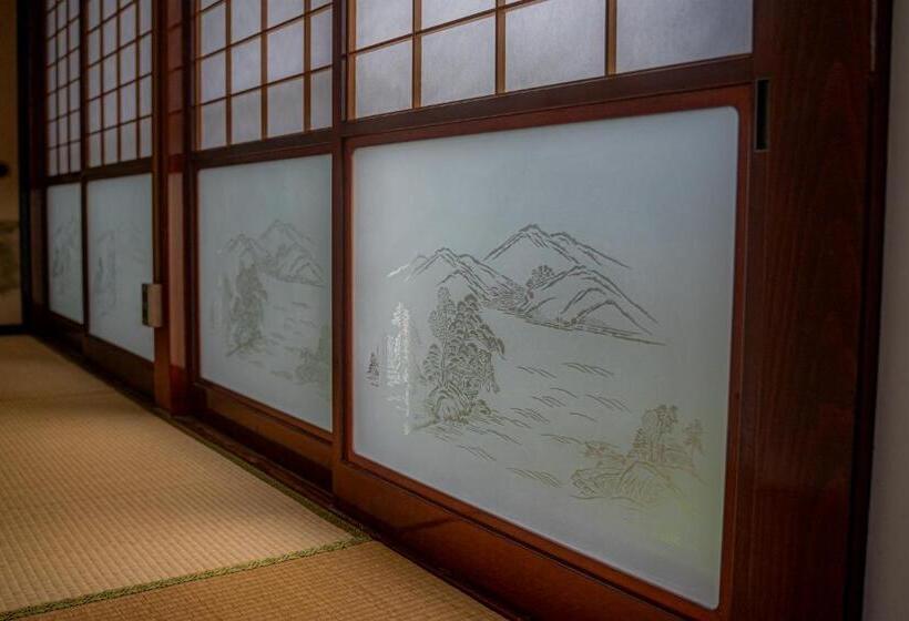 הוסטל ゲストハウス麓〼 Rokumasu