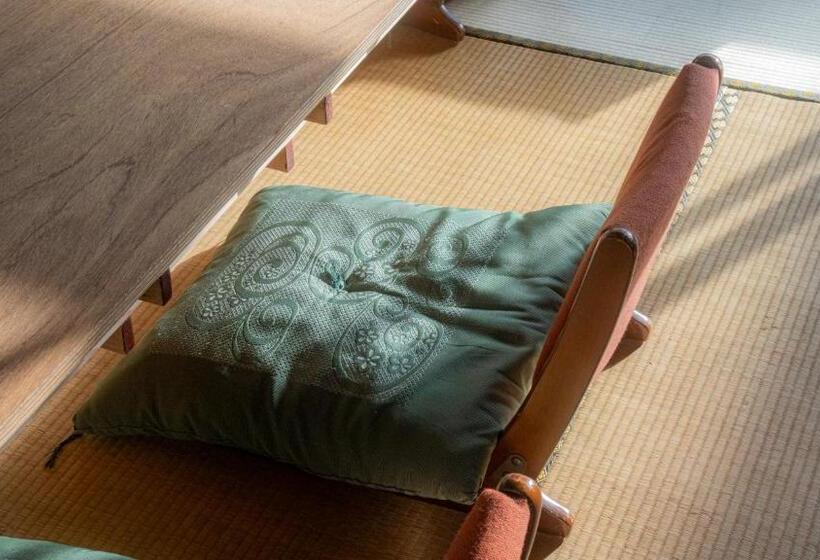 הוסטל ゲストハウス麓〼 Rokumasu