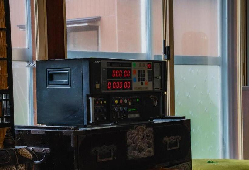 הוסטל ゲストハウス麓〼 Rokumasu