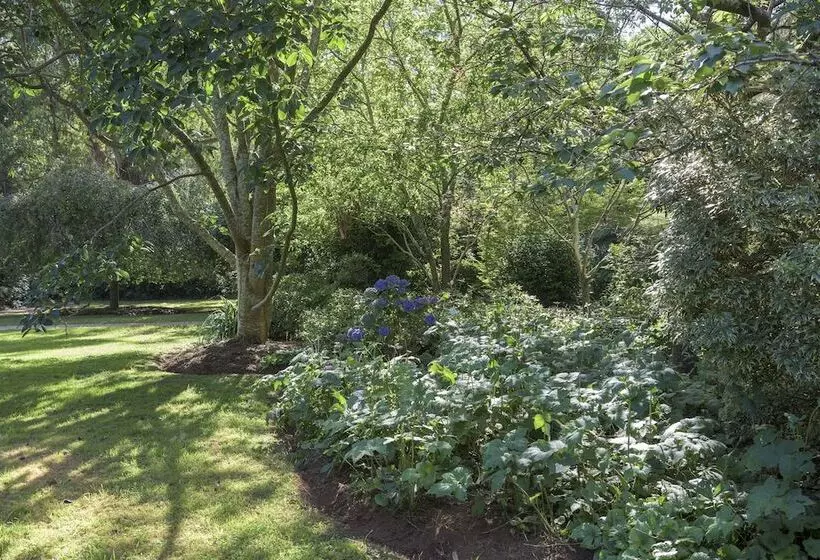 Aamiaismajoitus (B&B) Botanica Retreat   Village Spa & Stay