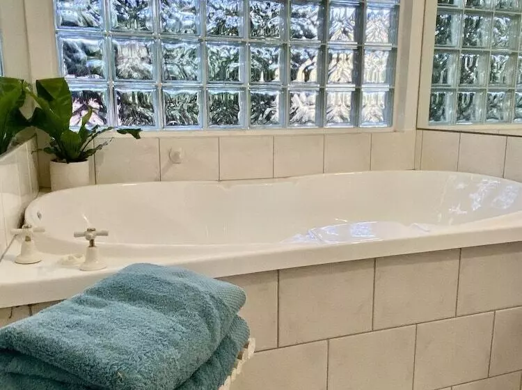 Aamiaismajoitus (B&B) Botanica Retreat   Village Spa & Stay