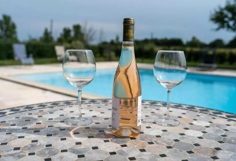 ベッドアンドブレックファースト Chez Phil