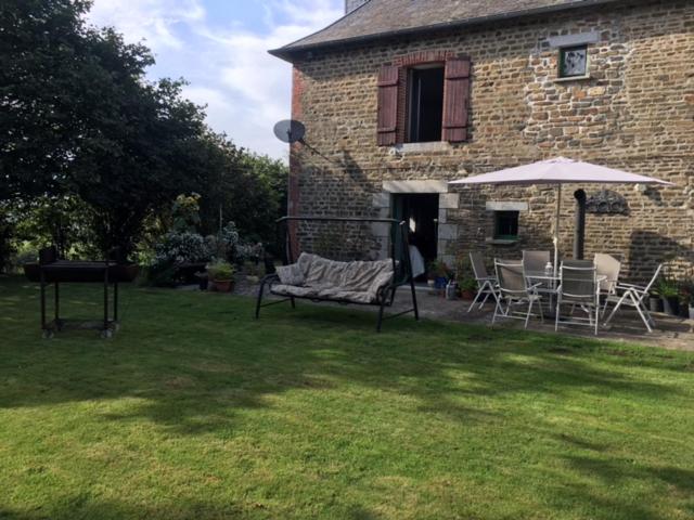 مبيت وإفطار Sourdevalle