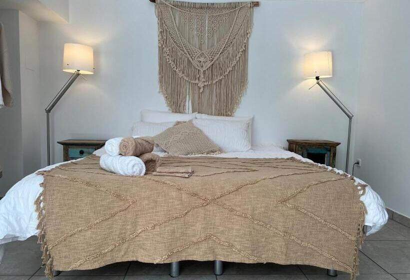 هتل Boutique Casa Lapicida