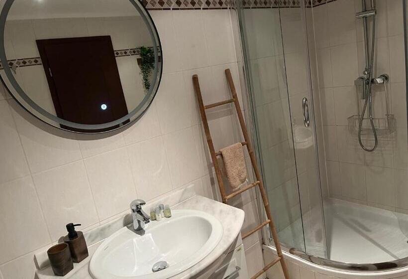 هتل Boutique Casa Lapicida