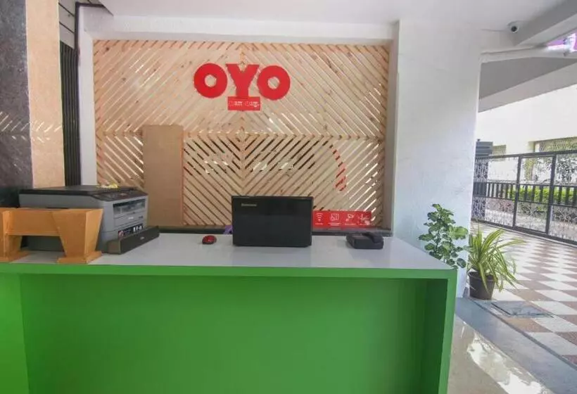 Collection O Hotel Felicita Airport Inn