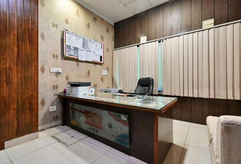 Flagship Hotel Crush On