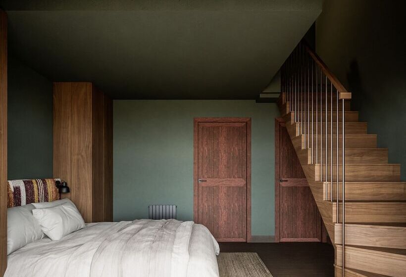 Hillview Hotel Grandvoir