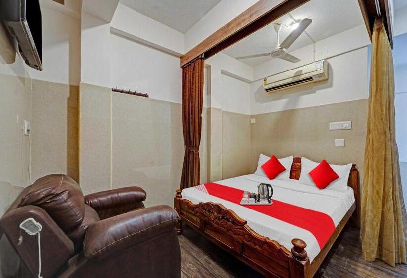 فندق Oyo 81287 Empire Inn