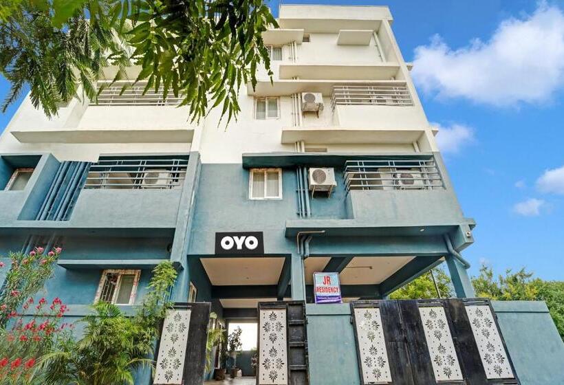 ホテル Oyo Flagship Jr Residency