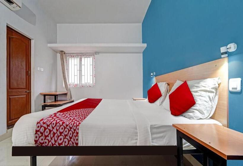 ホテル Oyo Flagship Jr Residency