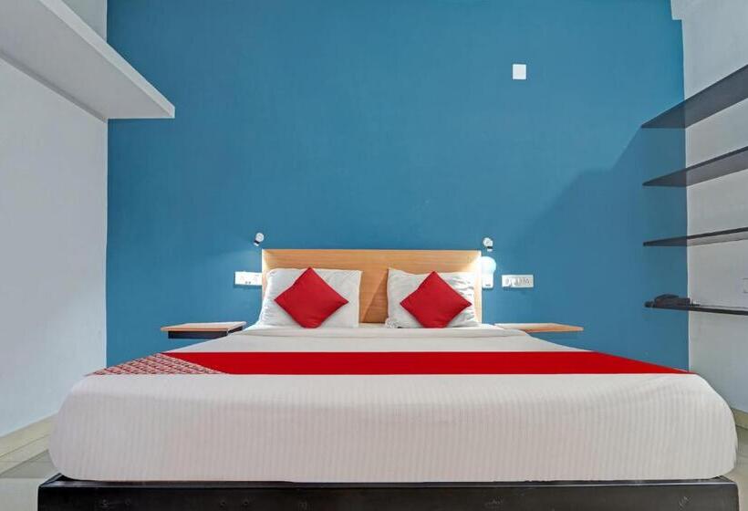 ホテル Oyo Flagship Jr Residency