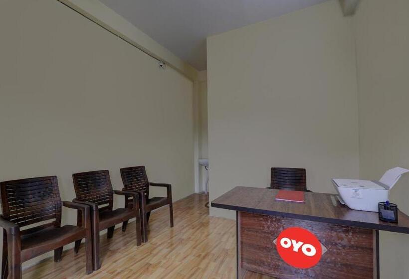 هتل Oyo Flagship Prachi Guest House