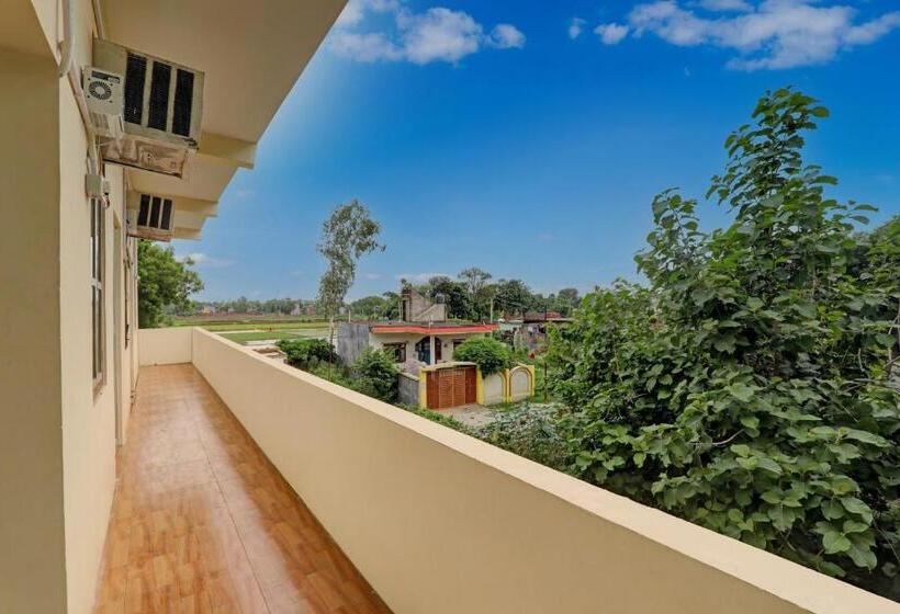 هتل Oyo Flagship Prachi Guest House