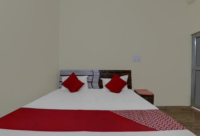 هتل Oyo Flagship Prachi Guest House