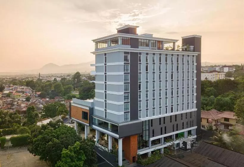 Luminor Hotel Padjadjaran Bogor By Wh