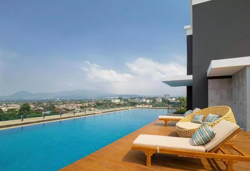 Luminor Hotel Padjadjaran Bogor By Wh