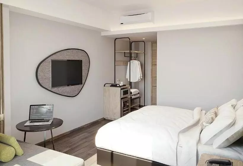 Luminor Hotel Padjadjaran Bogor By Wh