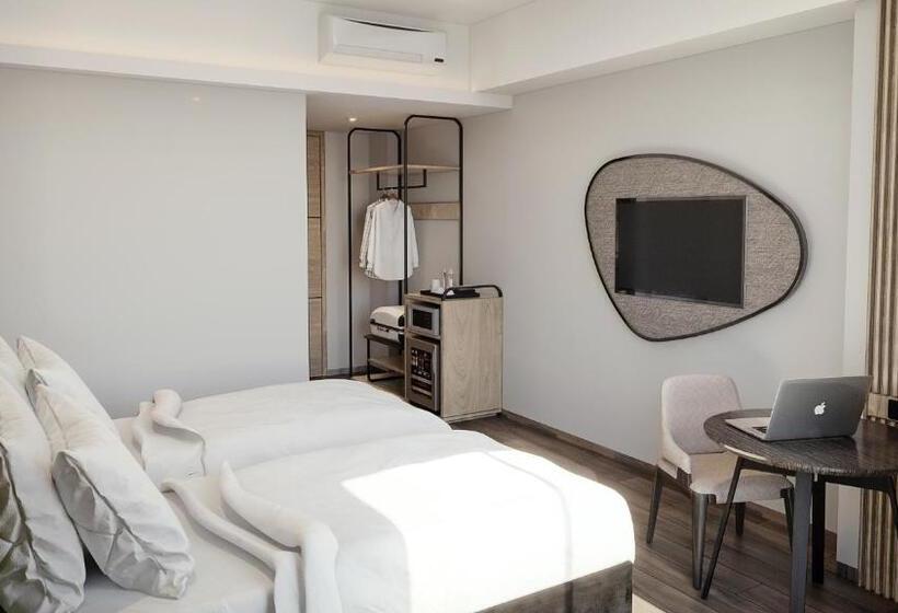 Luminor Hotel Padjadjaran Bogor By Wh