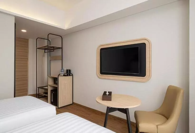 Luminor Hotel Padjadjaran Bogor By Wh