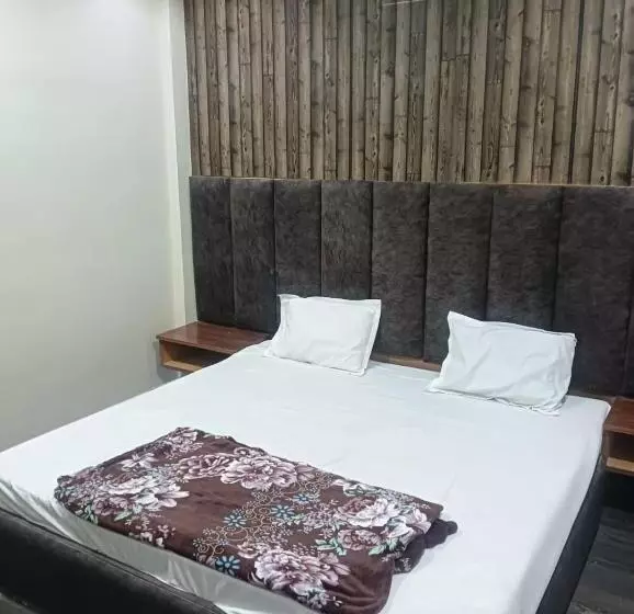 Oyo Hotel Orvin In