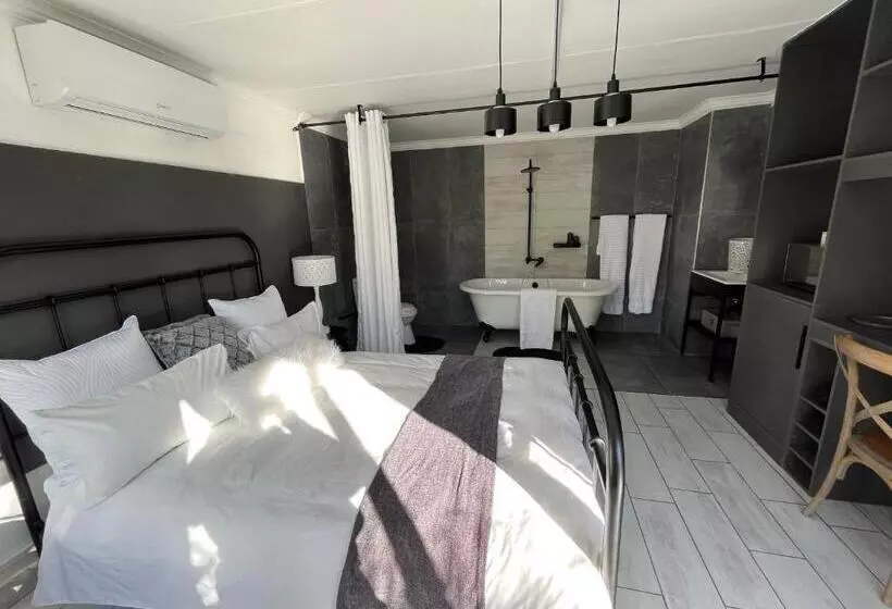 ペンション Fortune Wellness Clinic, Spa & Accommodation