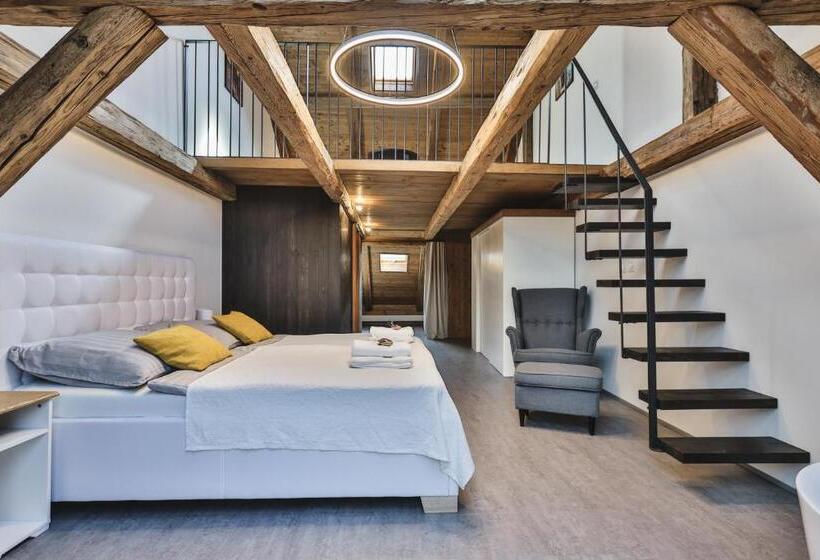 פנסיון Just Jimramov