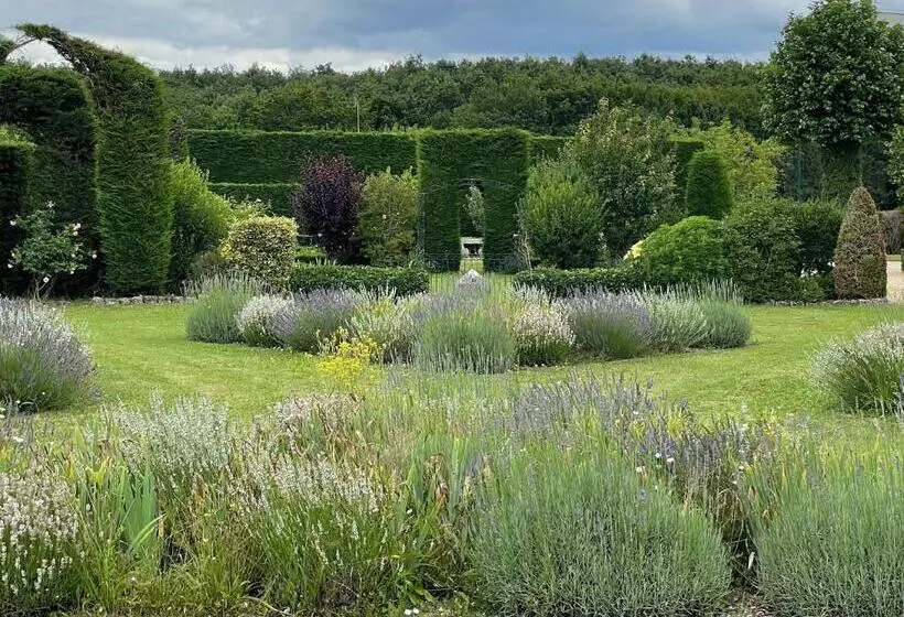 Majatalo élégante Suite Familiale Au Cœur De La Forêt De Montargis, à 1h30 De Paris Fr 1 590 342