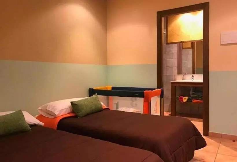 Retkeilymaja Habitaciones Compartidas Bagà